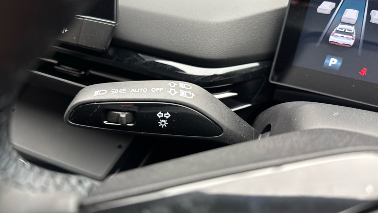 MG MG4 180kW Trophy EV Extended Range 77kWh 5dr Auto Electric Hatchback